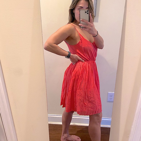 BB Dakota Elin Pleated Spaghetti Strap Dress Small - Picture 1 of 12